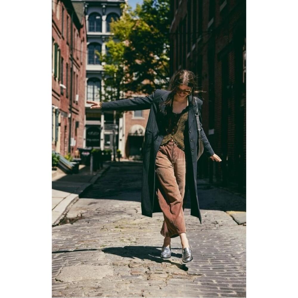 Free People Good Luck Cord Barrel Jeans Tan Brown Neutral Size 27 Corduroy - Picture 2 of 15